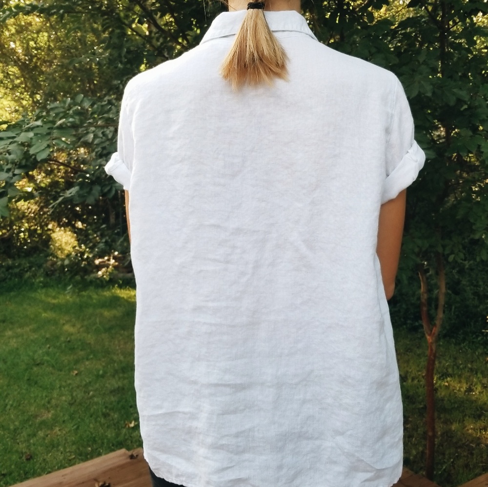 Embroidered Collared lenin Button up - Picture 3 of 3